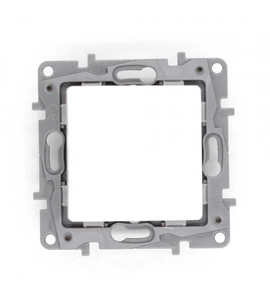 [POUSSOIR NILOE] Niloe poussoir 6A blanc